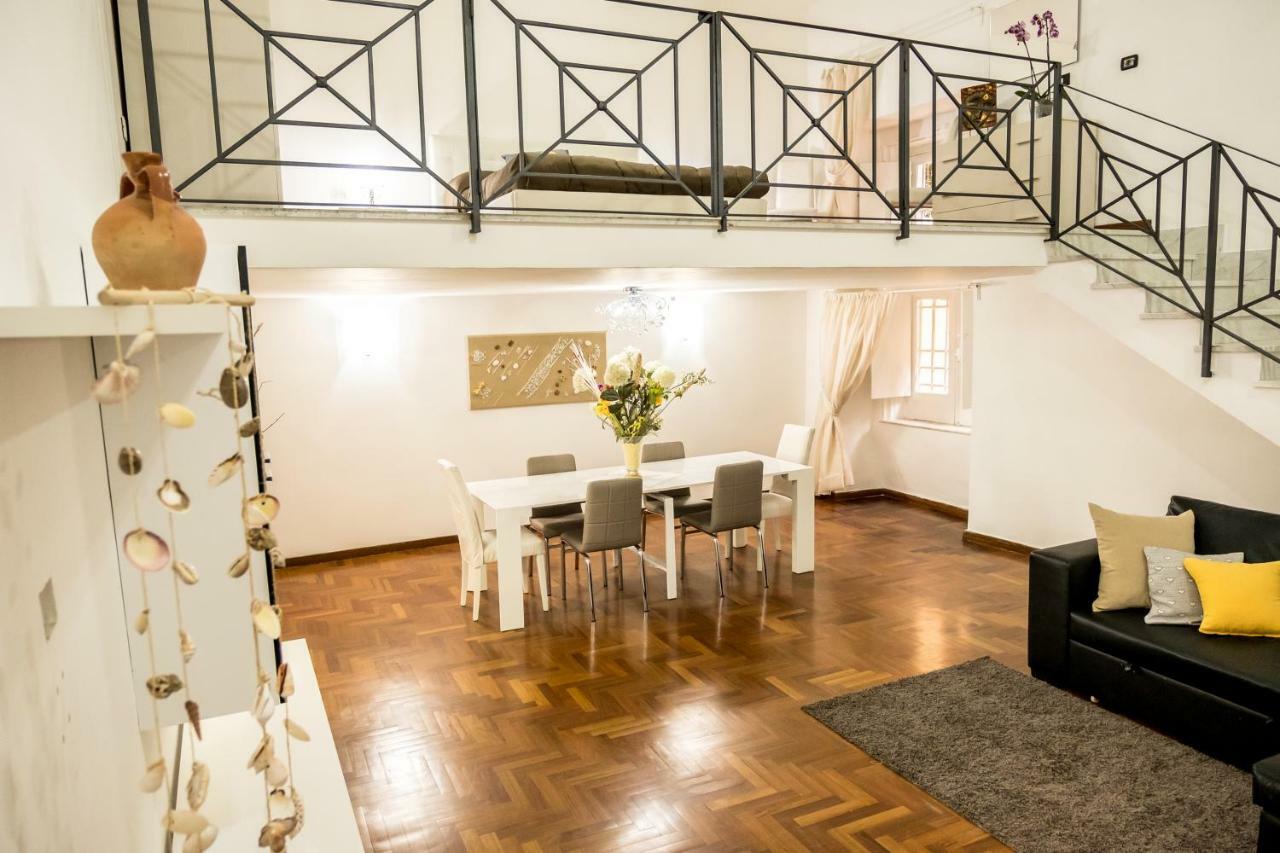 Il Salotto Di Nonna Cornelia 2 Hotel Nápoly Kültér fotó