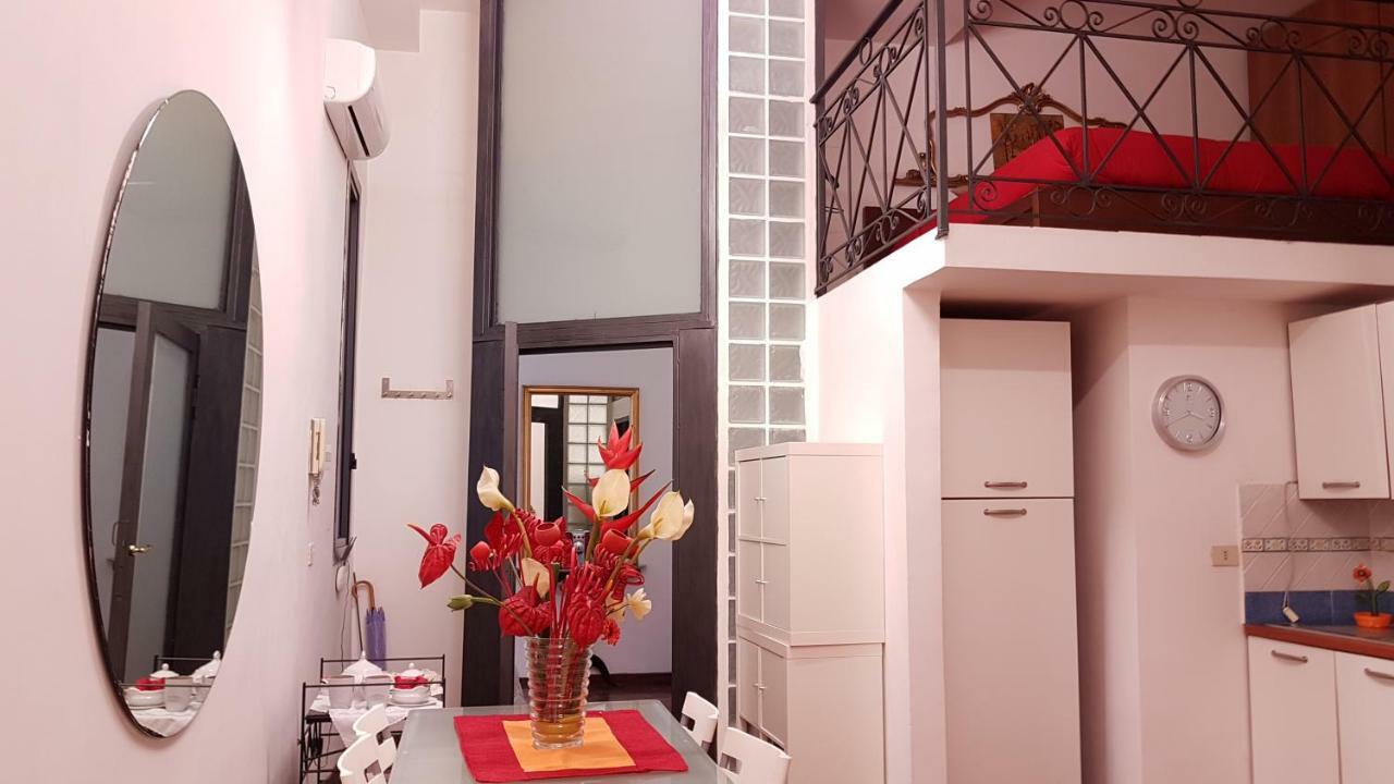 Il Salotto Di Nonna Cornelia 2 Hotel Nápoly Kültér fotó